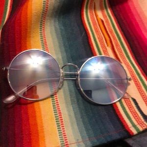 John Lennon glasses